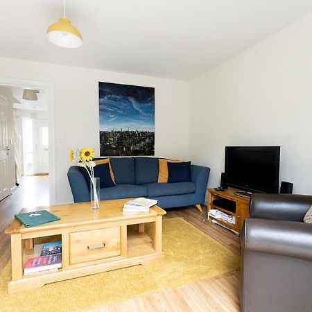 Briars Close - Four Bed Property On The Edge Of The Peak District National Park Buxton  Exterior photo